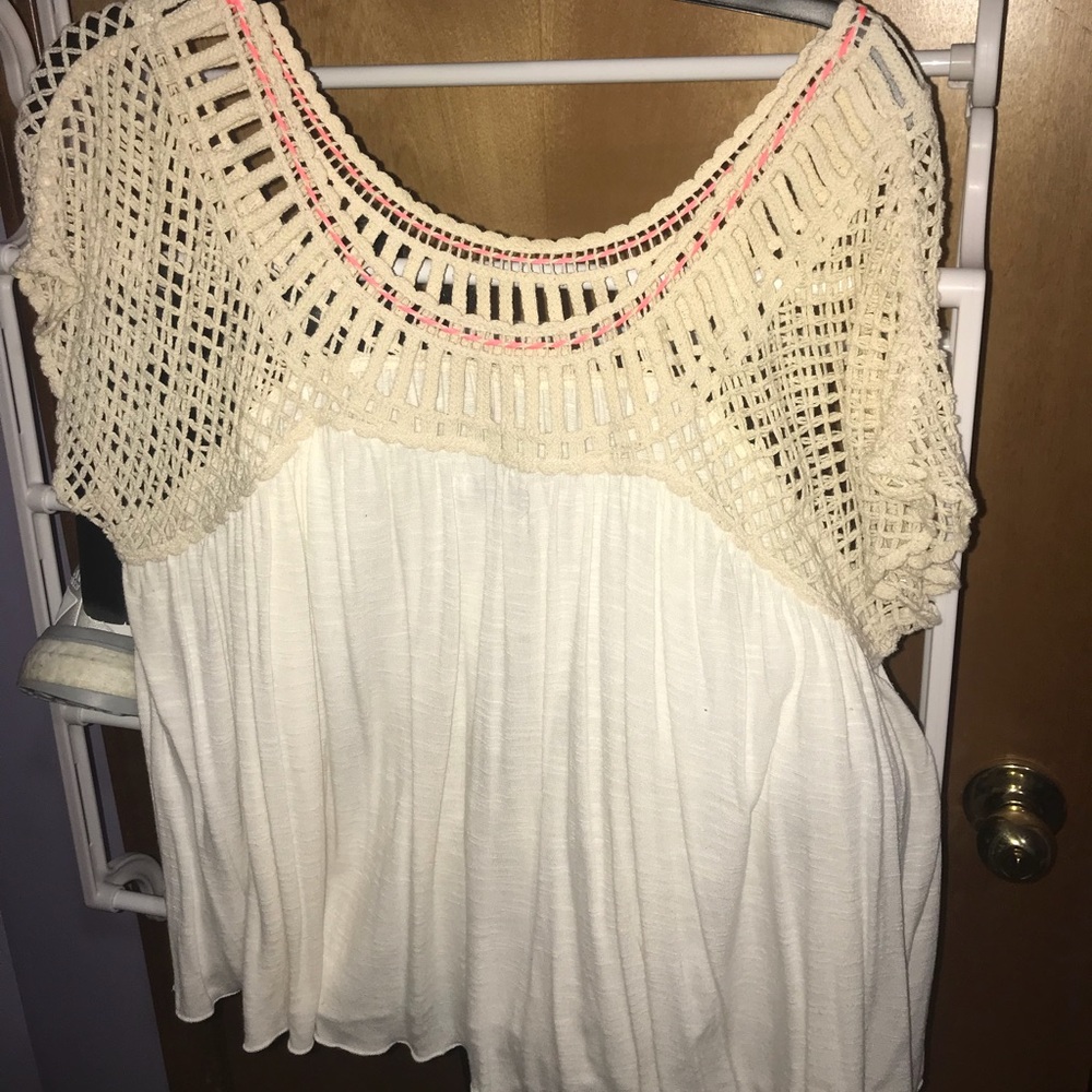 AE Crocheted Medium Top